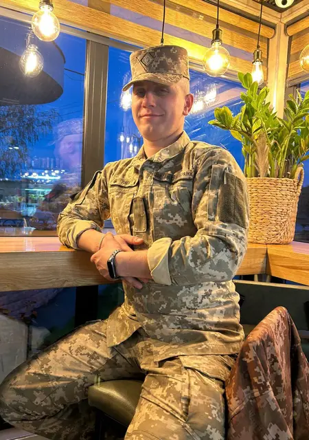 Рома из Золотоноши, ищу на сайте знакомства на одну ночь