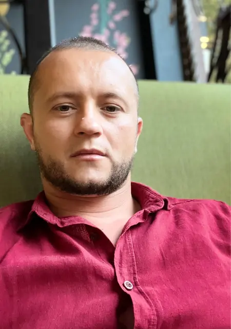 Я Andrey, 38 років з Краматорська, шукаю знайомство для постійних стосунків