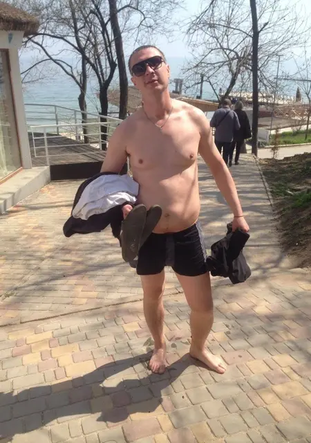 Rurik из Запорожья, мне 41, познакомлюсь на одну ночь