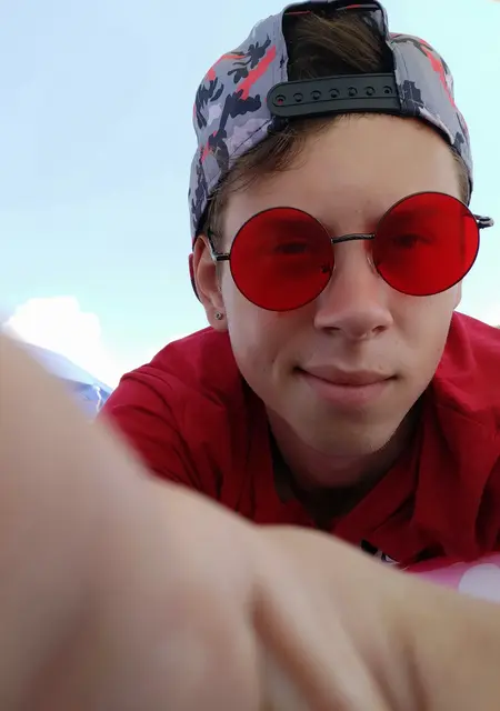 Вячеслав из Харькова, ищу на сайте знакомства на одну ночь