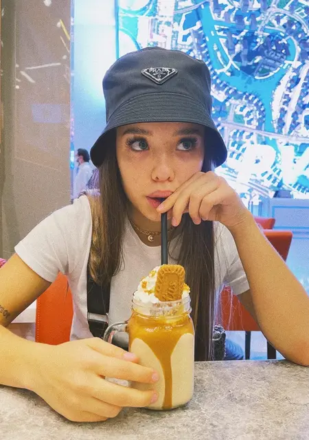 Valeriya з Донецька, мені 25 років, познайомлюсь на одну ніч