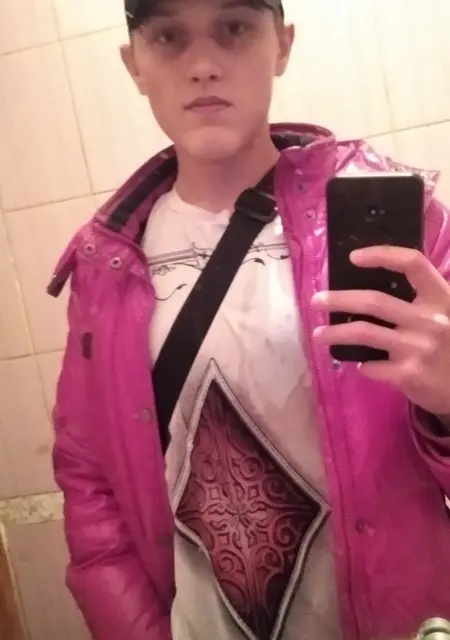 Никита Вакулюк из Макеевки, ищу на сайте знакомства на одну ночь