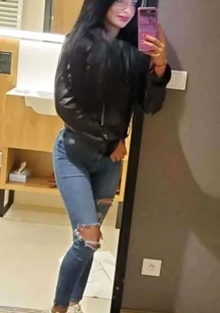 Sibel из Берлина, мне 24, познакомлюсь