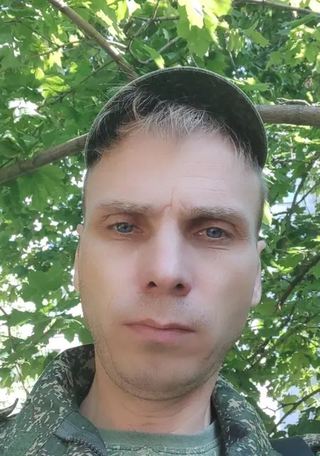 Я Андрей, 46, знакомлюсь без обязательств в Стаханове