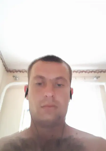 Евгений из Чугуева, мне 29, познакомлюсь без обязательств