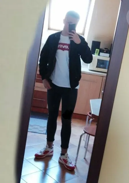 Я Tonek, 22, знакомлюсь для постоянных отношений в Варшаве