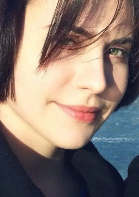 Оля из Донецка, мне 34, познакомлюсь для общения