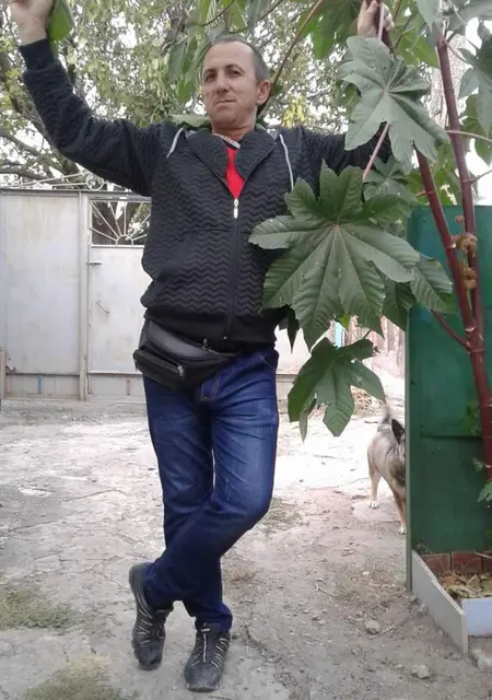 Николай з Маріуполя, шукаю на сайті знайомства без зобов'язань