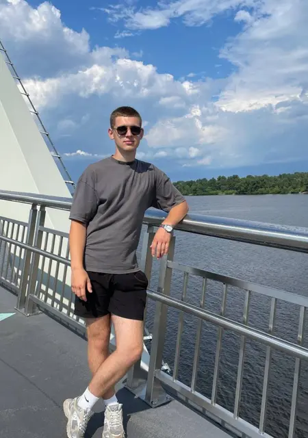 Дима из Варшавы, ищу на сайте постоянные отношения