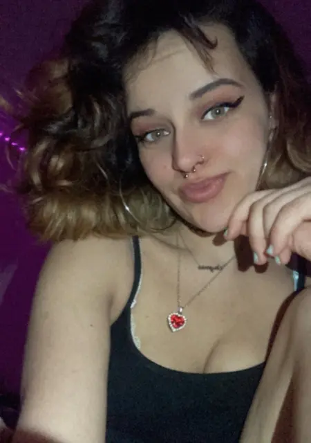 Я Moderated, 20, из Леона, ищу знакомство для дружбы