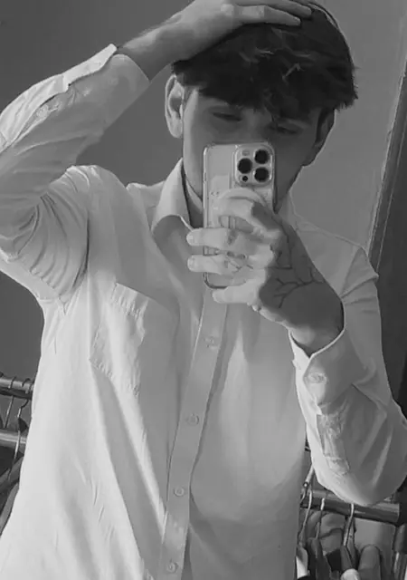 Я Dominik, 18, из Праги, ищу знакомство для постоянных отношений