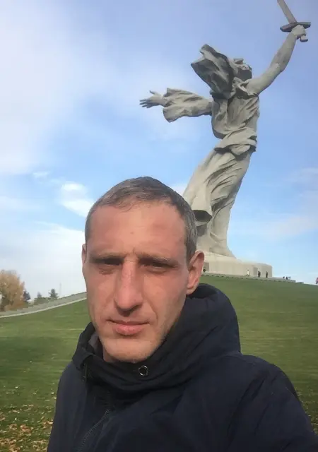 Я Михаил, 35, знакомлюсь на одну ночь в Бердянске