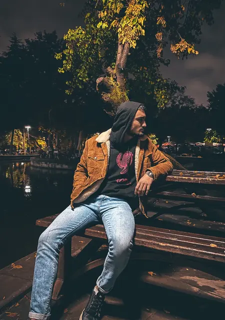 Kaan из Измира, ищу на сайте знакомства на одну ночь