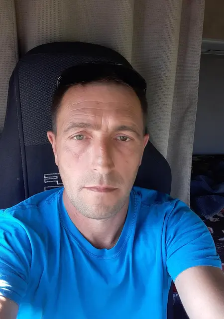 Я Александр, 48, знакомлюсь для совместных путешествий в Краматорске