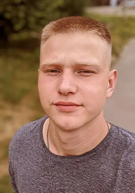 Александр из Брюсселя, ищу на сайте знакомства на одну ночь