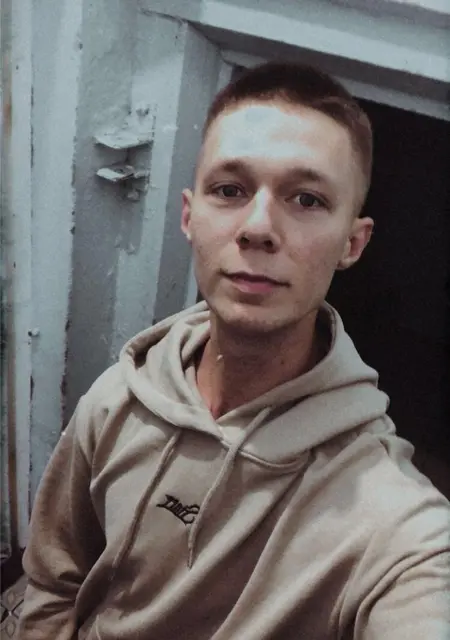 Я Іван, 24 років, знайомлюсь для приємного проведення часу у Черкасах