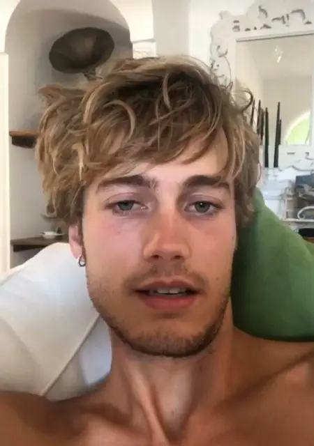 Soy Jokin, 30 años de Pamplona, busco conocer gente para pasatiempo agradable