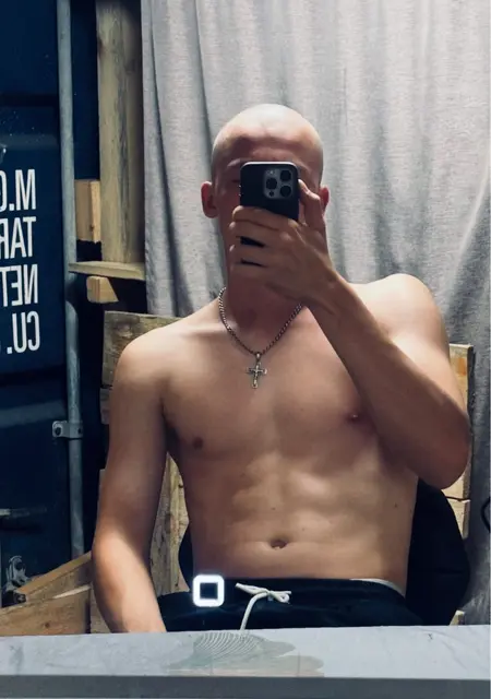 Я Тимофей, 20, знакомлюсь для общения в Старобельске