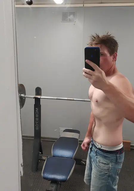 Я Anton, 35, из Харькова, ищу знакомства без обязательств