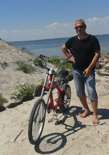 Андрей з Маріуполя, шукаю на сайті постійні стосунки