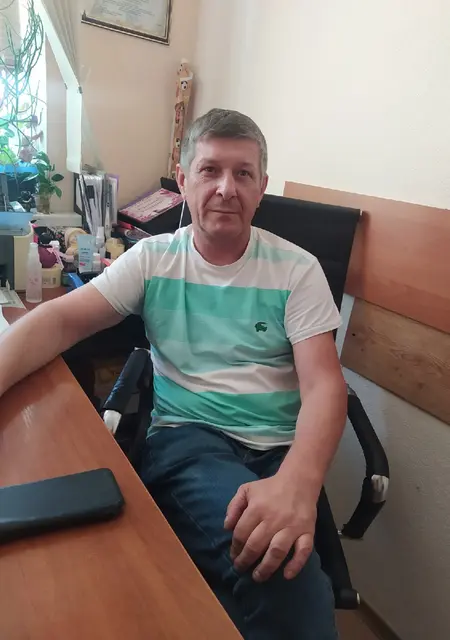 Я Александр, 55, знакомлюсь без обязательств в Киеве
