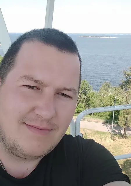 Я Коля, 28, из Черкасс, ищу знакомства на одну ночь