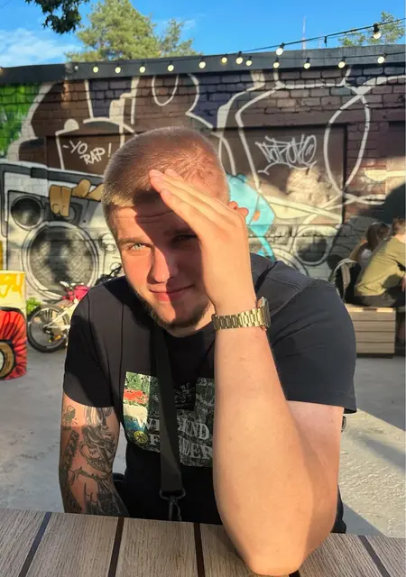 Я Игорь, 26, из Николаева, ищу знакомства без обязательств