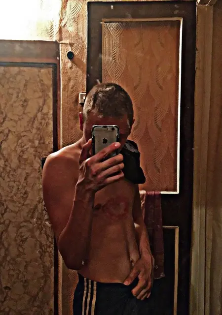 Евгений из Кривого Рога, мне 20, познакомлюсь для приятного времяпровождения