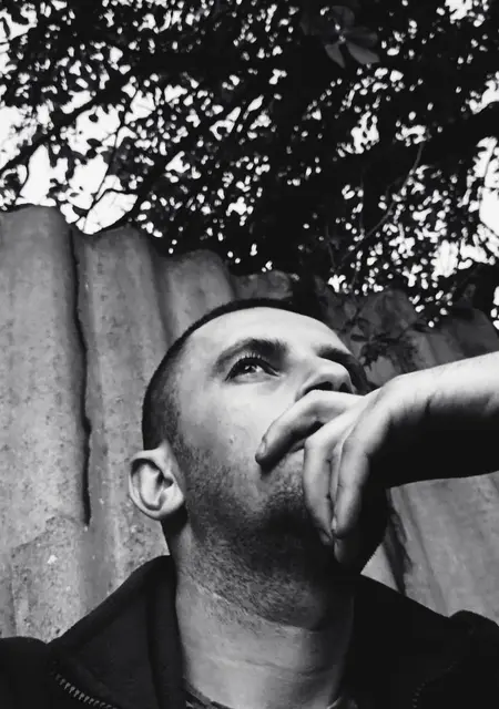 Я Тарас, 31 років, знайомлюсь без зобов'язань у Запоріжжі