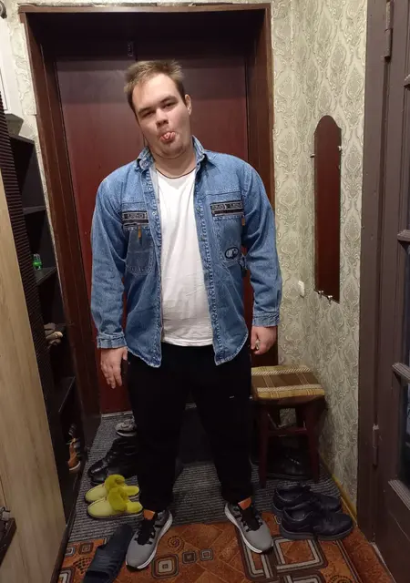 Егор з Кривого Рогу, шукаю на сайті знайомства на одну ніч