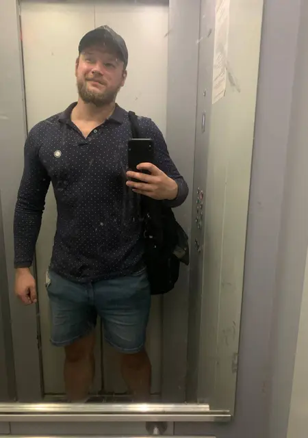 Kirill из Одессы, мне 30, познакомлюсь для дружбы