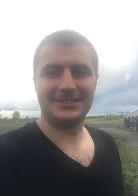 Юра из Берегова, ищу на сайте знакомства без обязательств