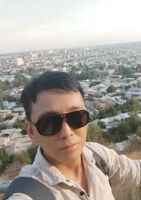 Я Suli Abdullin, 23, из Бишкека, ищу знакомства на одну ночь