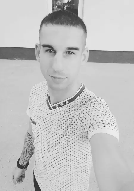 Я Ваня, 31, из Верховины, ищу знакомство для постоянных отношений