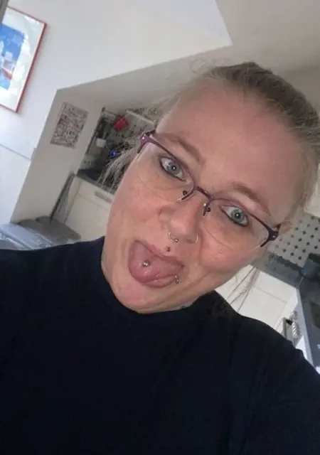 Manja из Берлина, мне 42, познакомлюсь