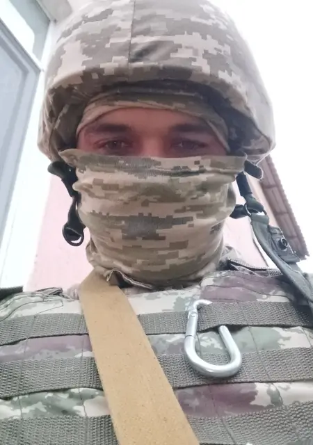 Roman из Конотопа, ищу на сайте знакомства на одну ночь