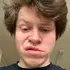 Я Дмитрий, 21, из Брюссель, ищу знакомство для регулярного секса
